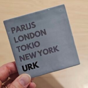Tegeltje 'Urk'.